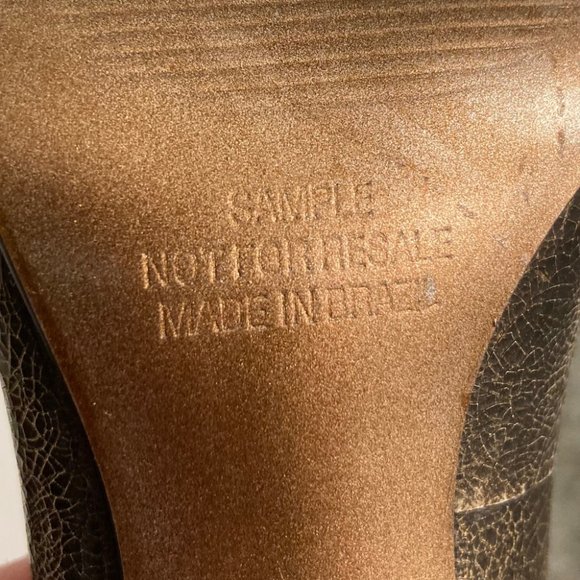 Carlos Santana Black Brass Ankle Strap Leather Peep Toe Pumps Size 6 - Picture 12 of 16